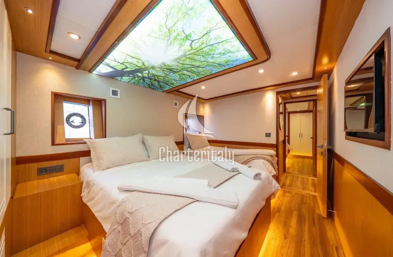 Motoryacht - Lila Trawler - 36
