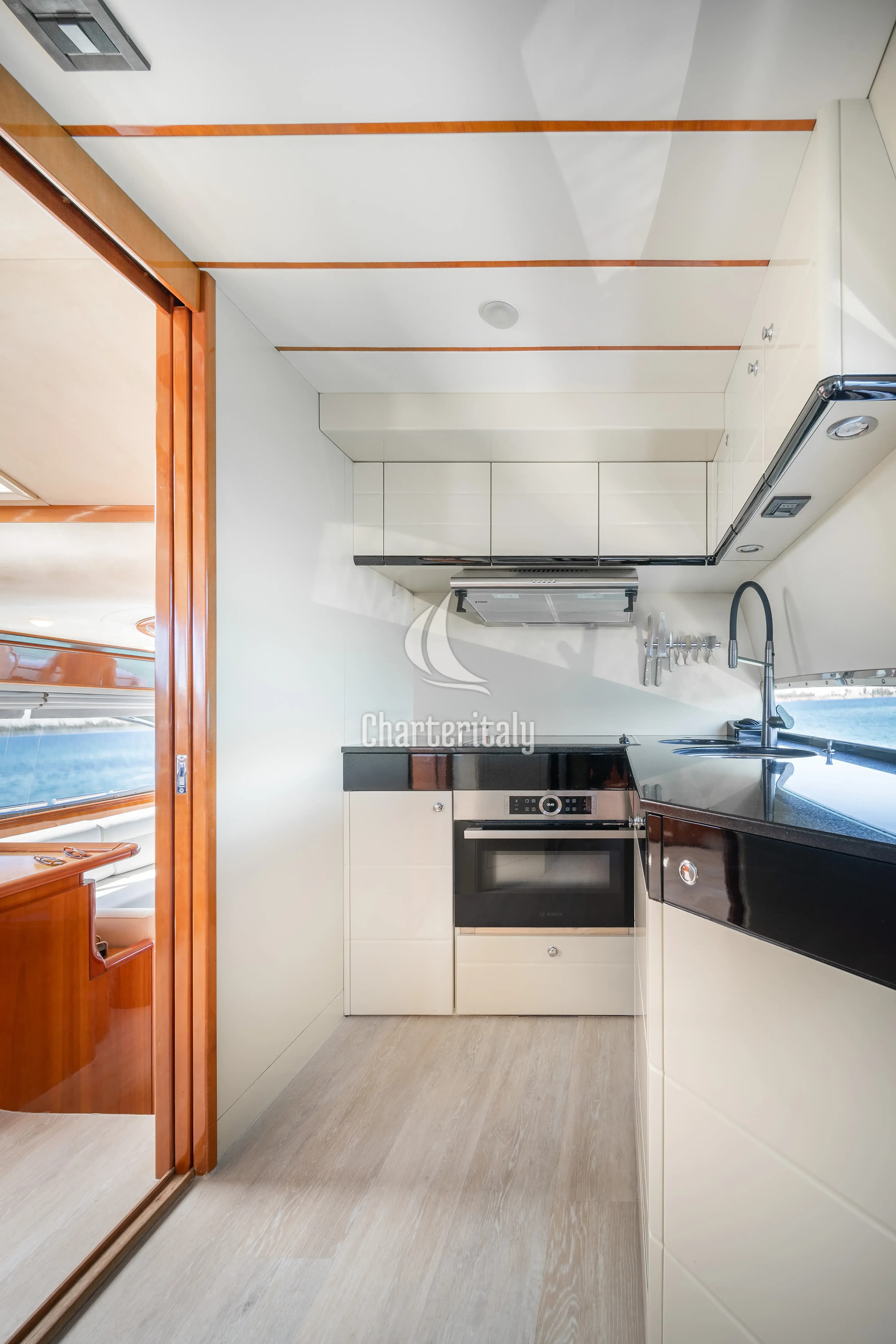 Ferretti 68 - SIMPLY BRILLIANT - 15