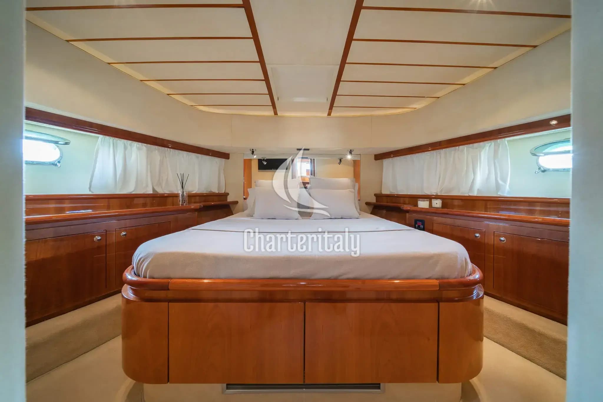 Ferretti 68 - SIMPLY BRILLIANT - 5