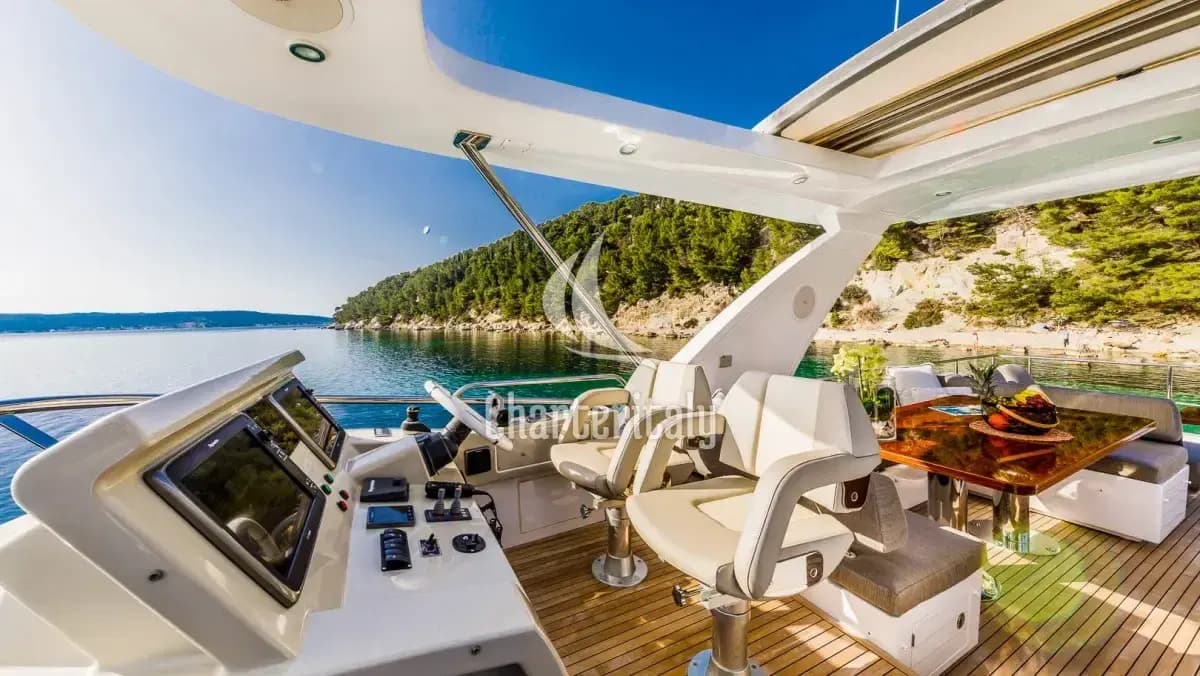 Azimut 66 - My Karat II - 14