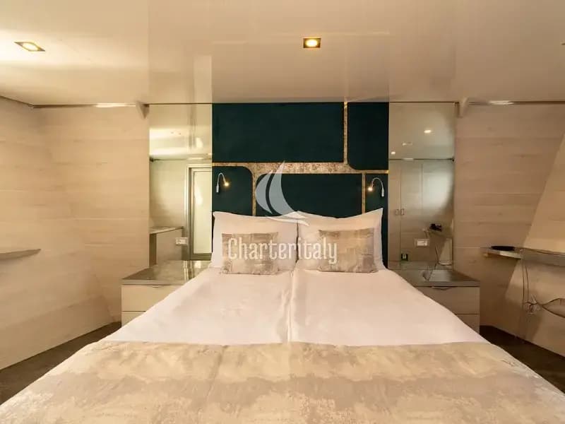 Motoryacht - Yolo - 42