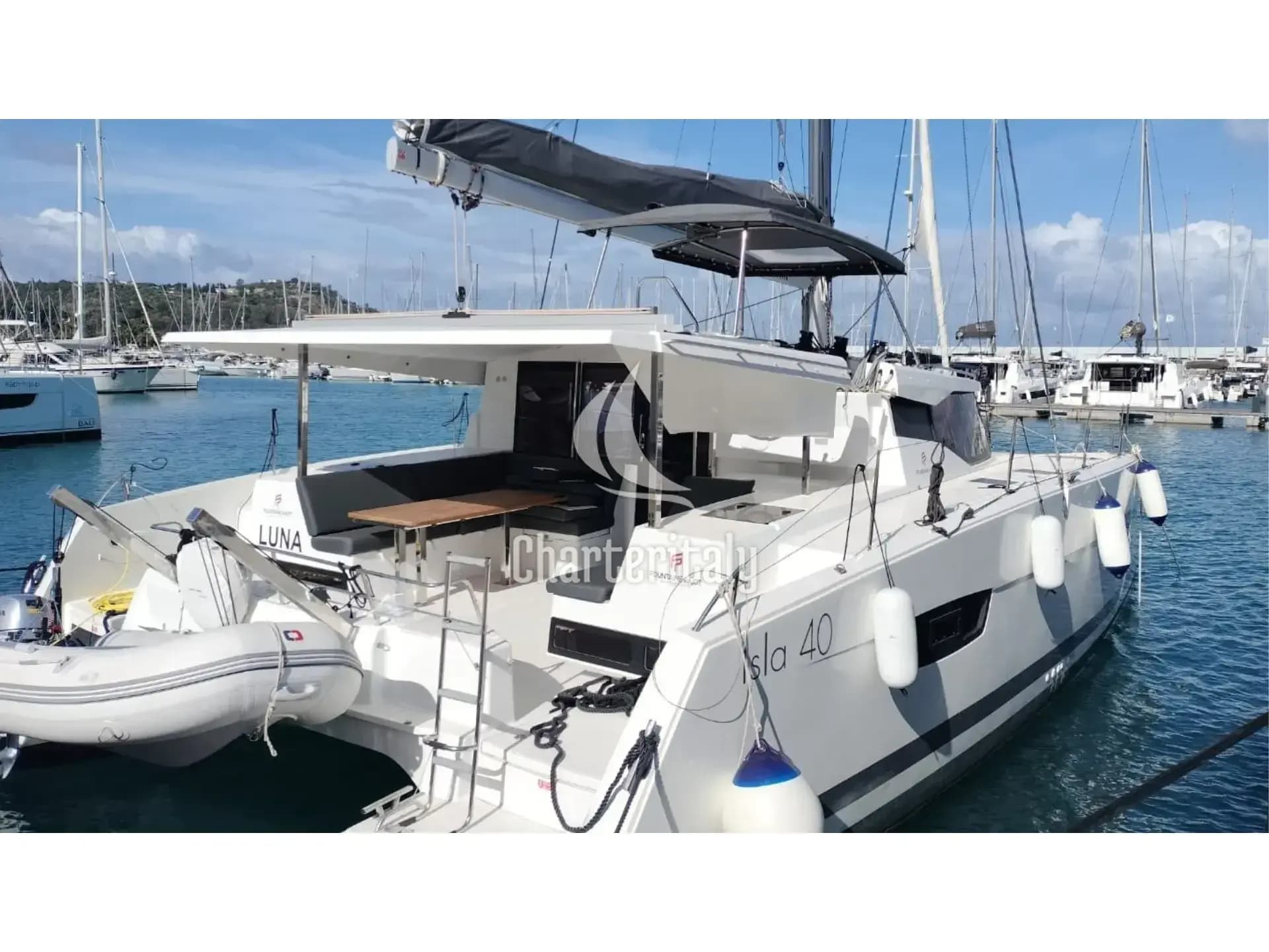 Isla 40 - Luna - 1