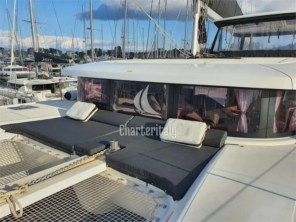 Lagoon 42 - Starz - 27