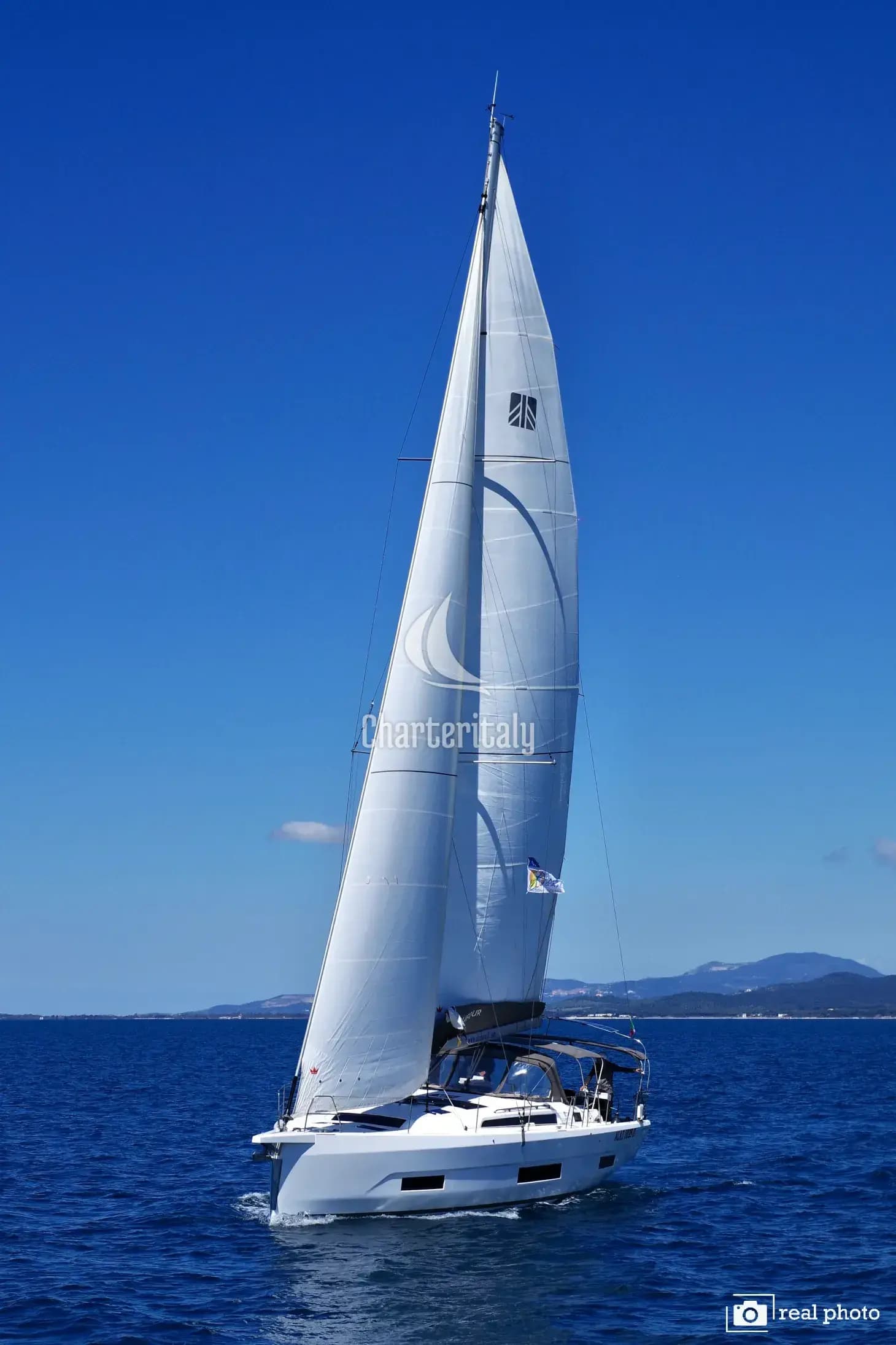 Dufour 470 - Lucia - Water maker, Solar Panel - 4