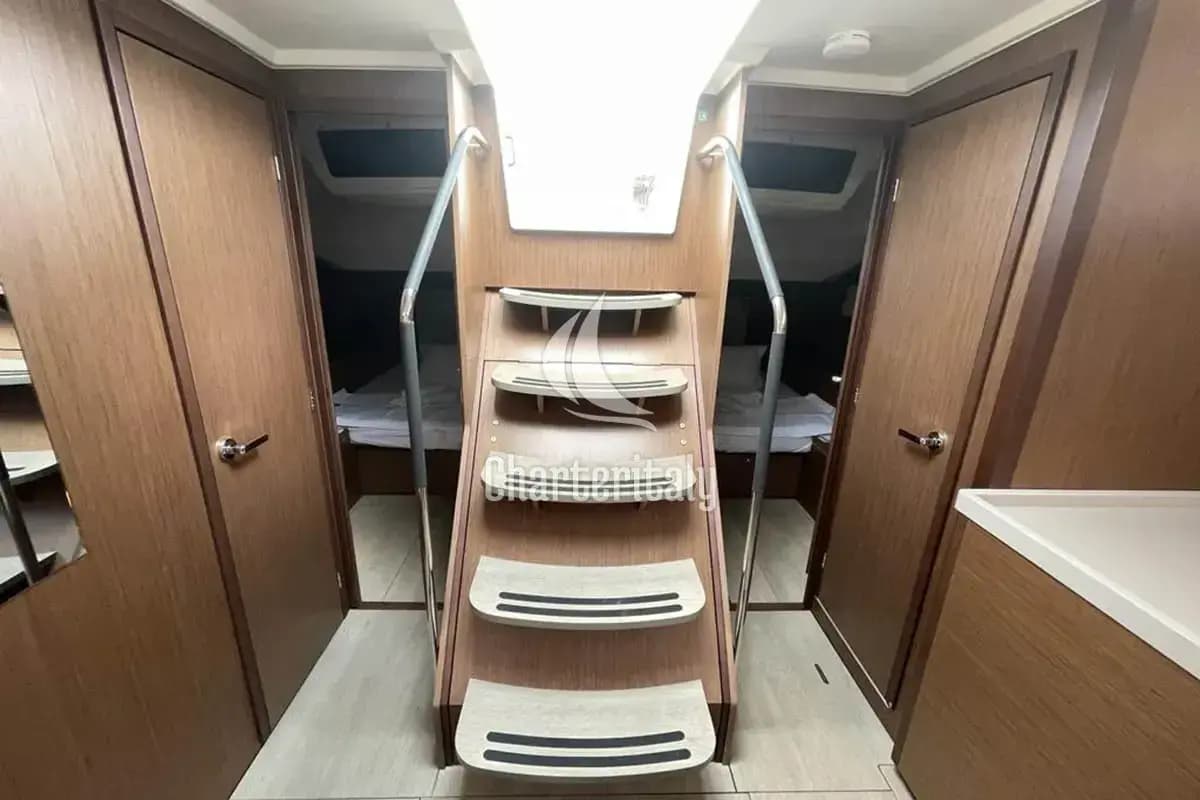 Oceanis 51.1 - 5 + 1 cab. - EAST - 9