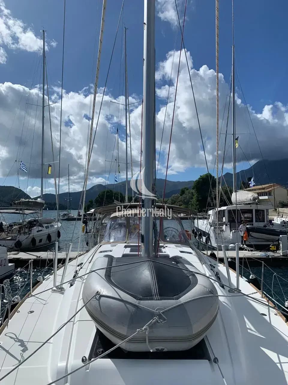 Sun Odyssey 519 - Aquaholic - 2