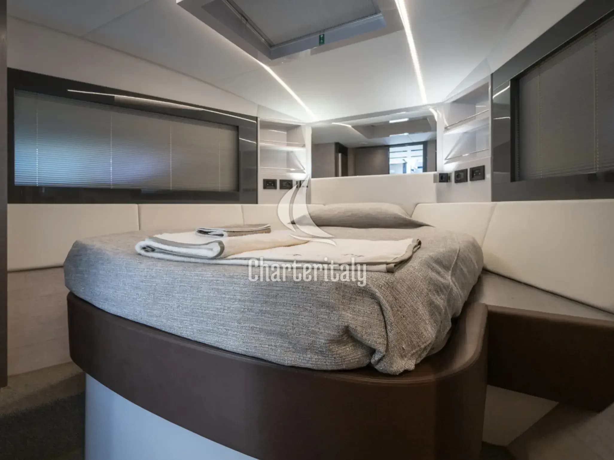 Pershing 50 - Polar - 13