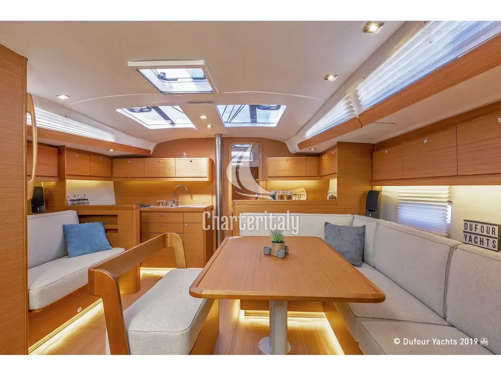 Dufour 430 - Blue Moon 2 - 3