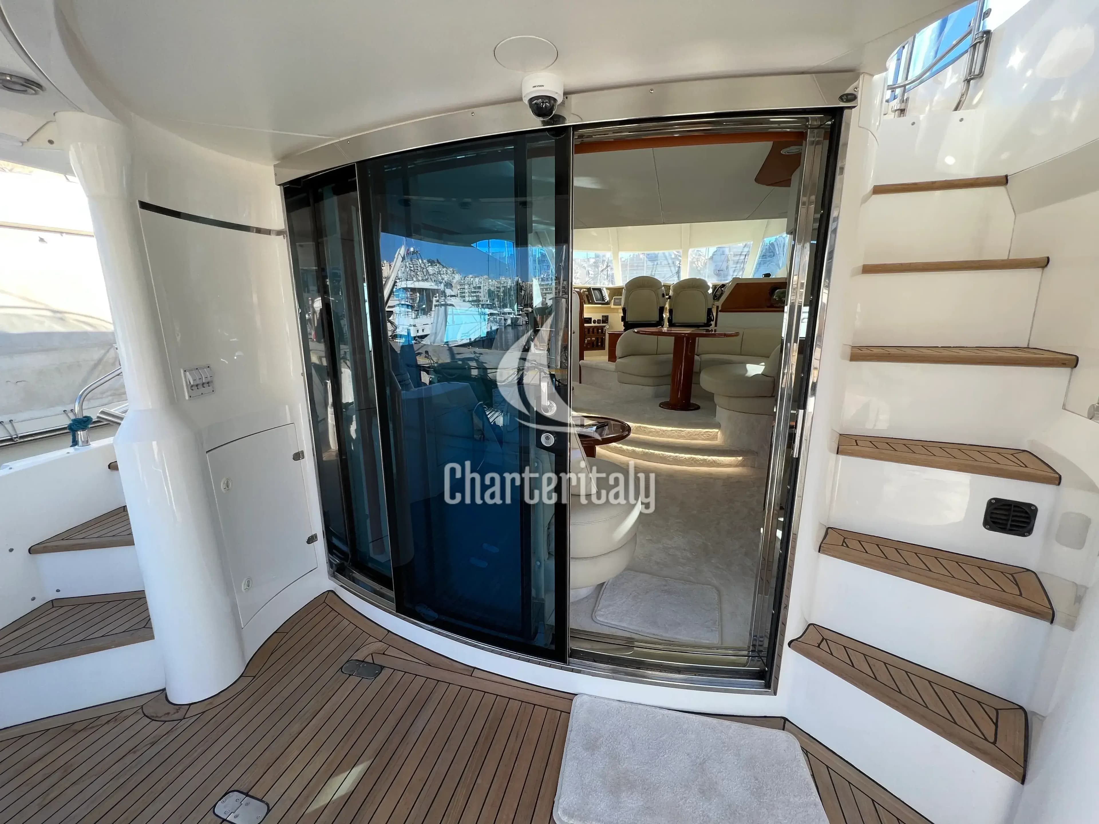 Fairline Squadron 52 - Bliss - 13