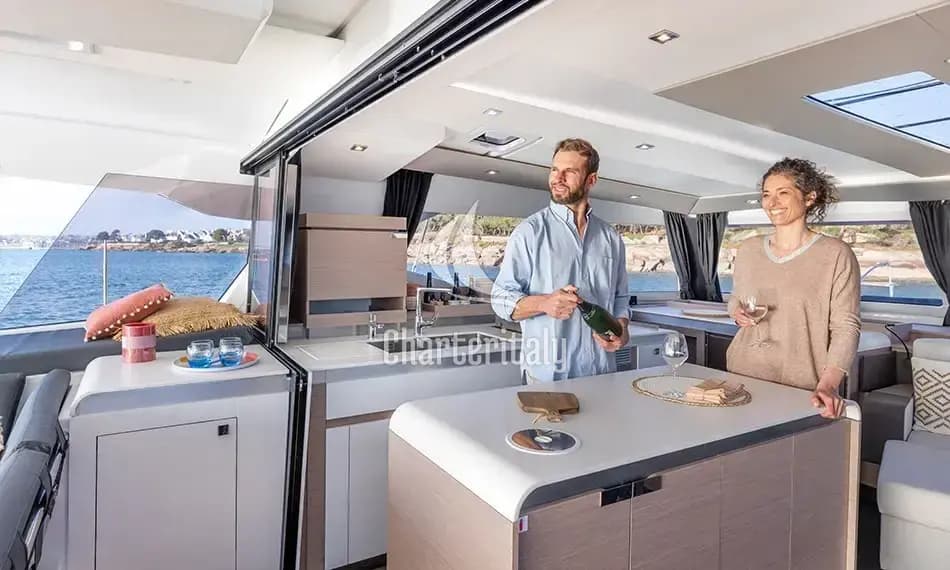 Fountaine Pajot Aura 51 SMART ELECTRIC - 5 cab. - LILY - 9