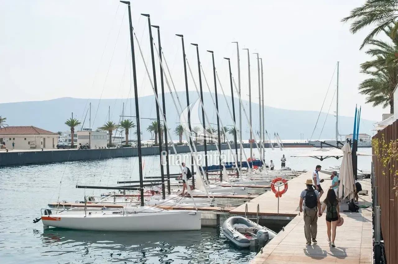 J 70 - FLOW Yacht Club - 2