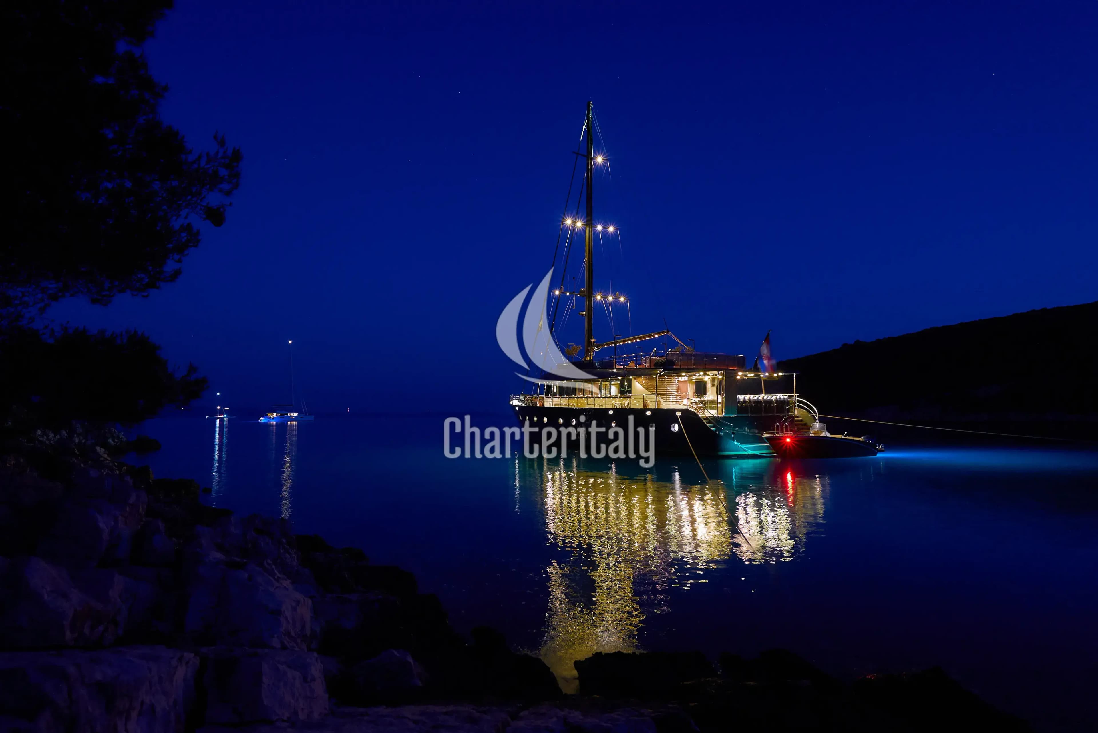 Luxury Sailing Yacht - Rara Avis - 107