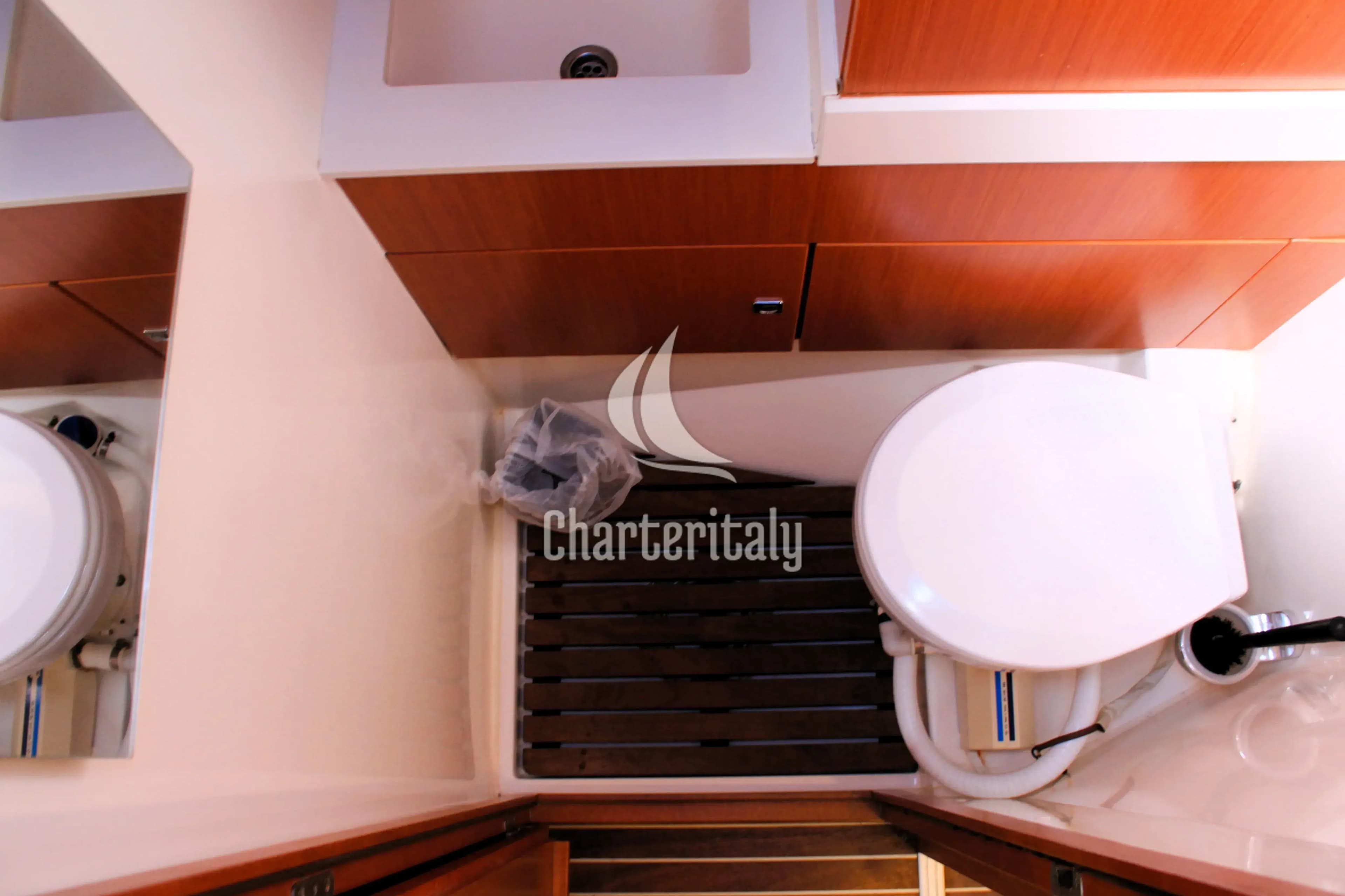 Bavaria C45 Style - Amaryllis - 16