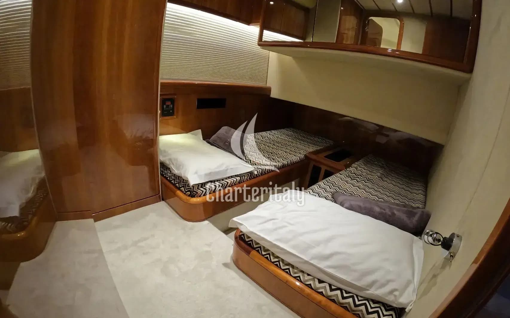Ferretti 57 Fly Anniversary - Palmyra - 12