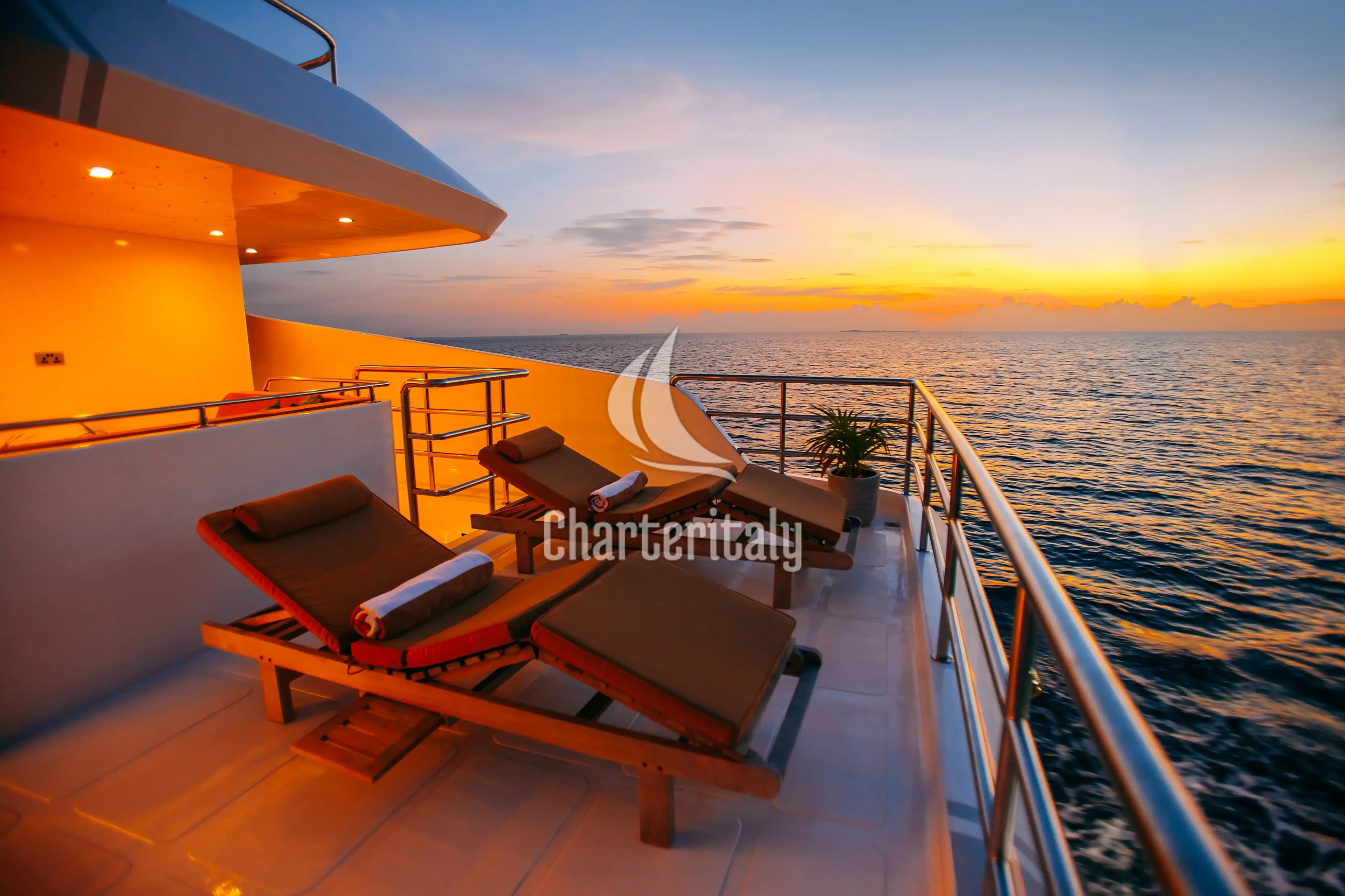 Luxury Motor Yacht - Alice - 16