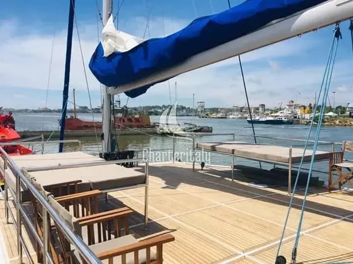 Catamaran - Emerald (cabin 2) - 13