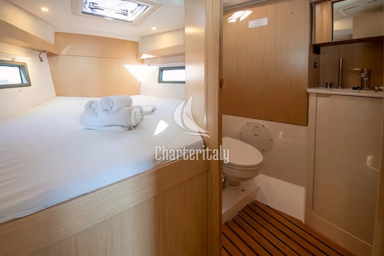Bavaria C38 - Aura - 23