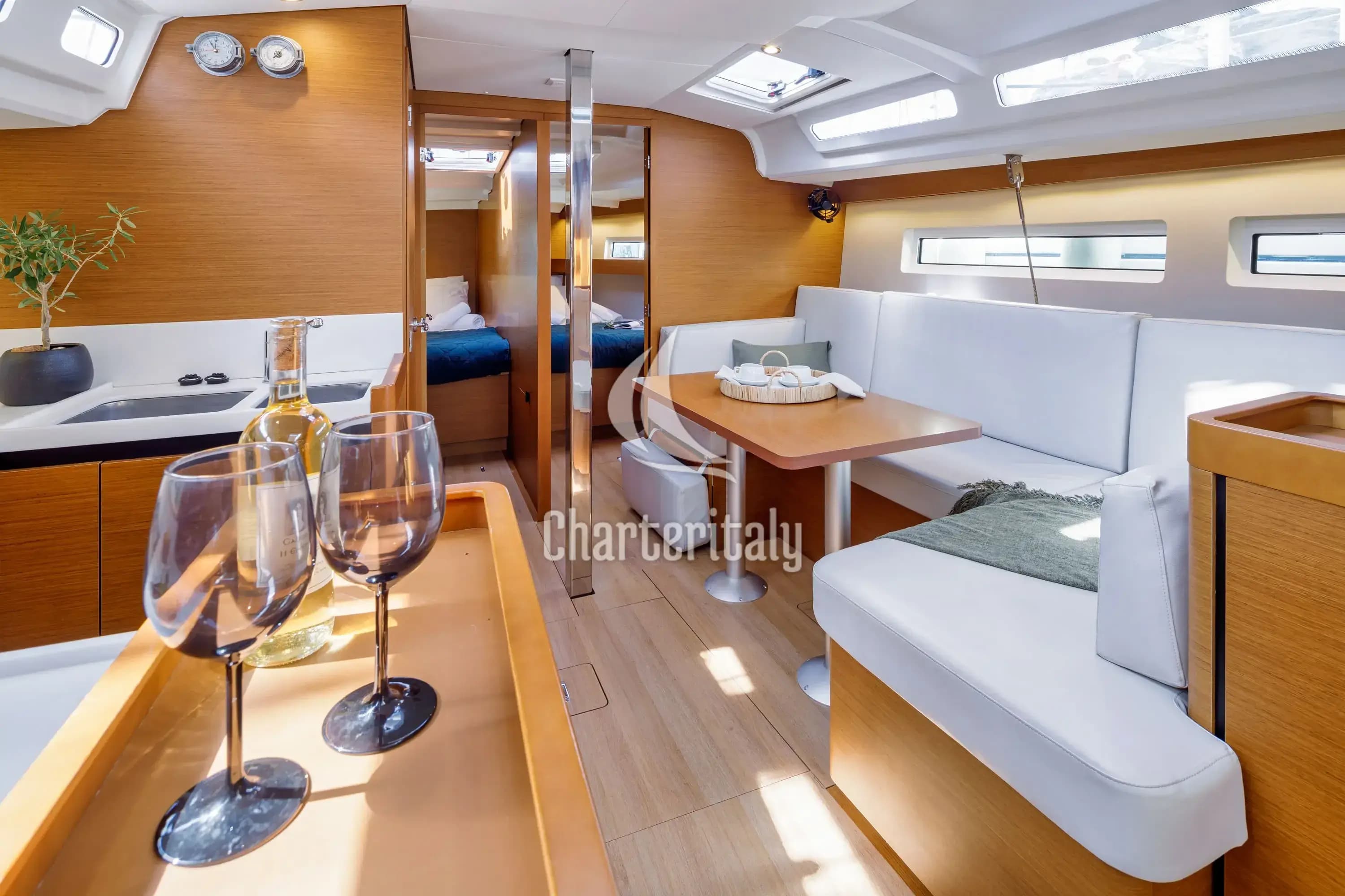 Sun Odyssey 440 - CRANE - 7