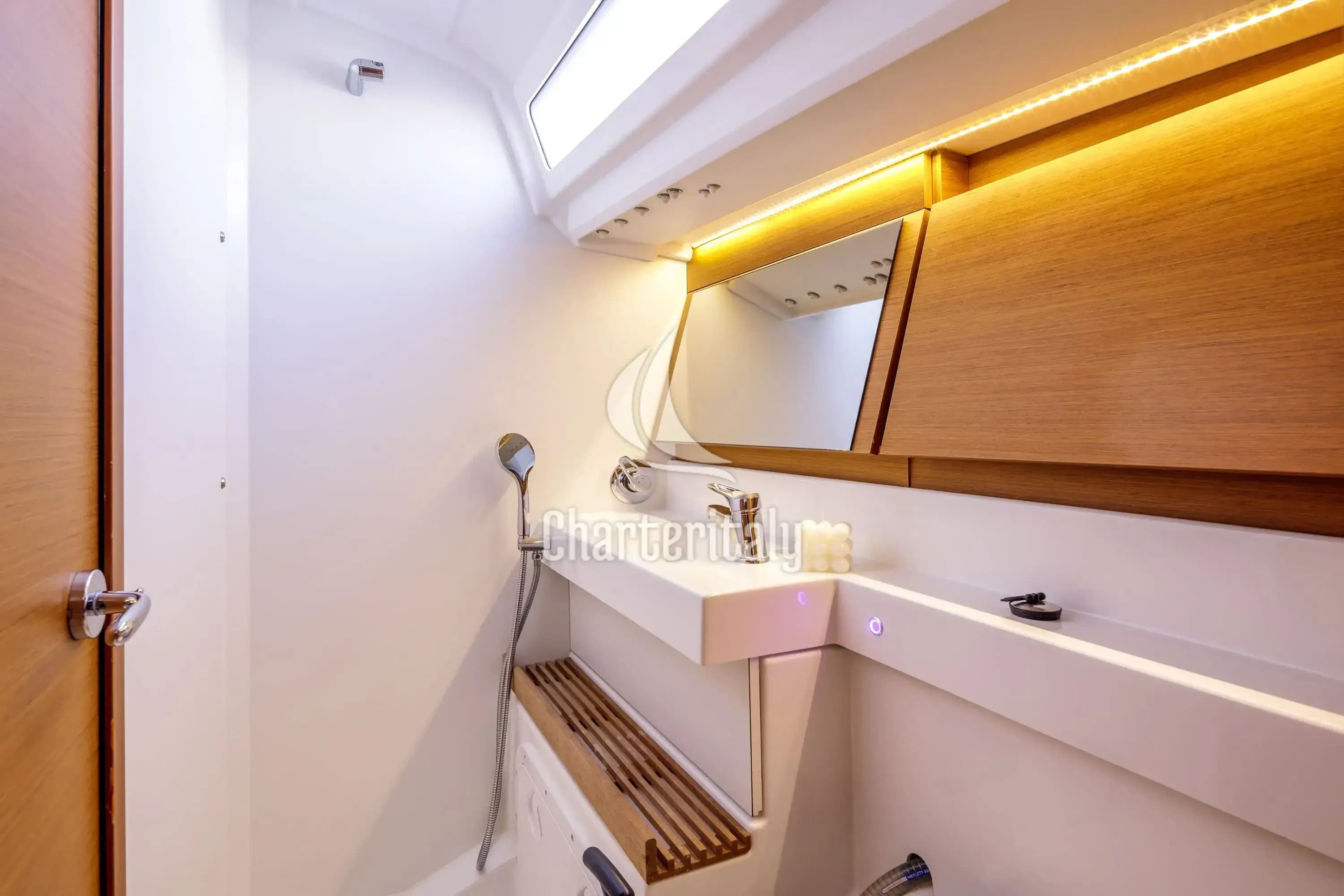Sun Odyssey 440 - CRANE - 3