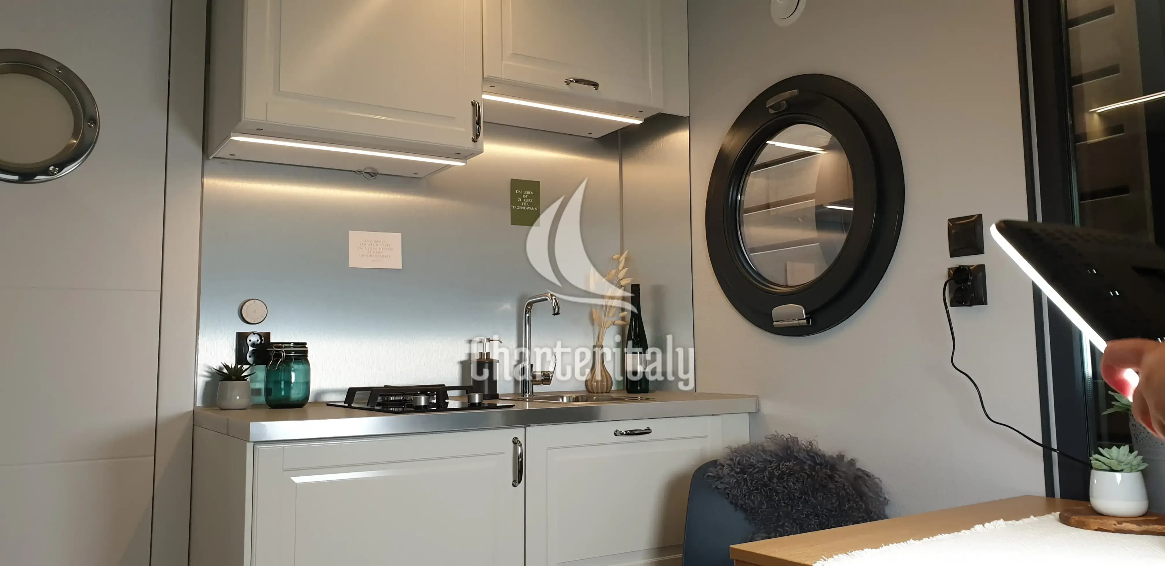 Houseboat - Copenhagen - 14