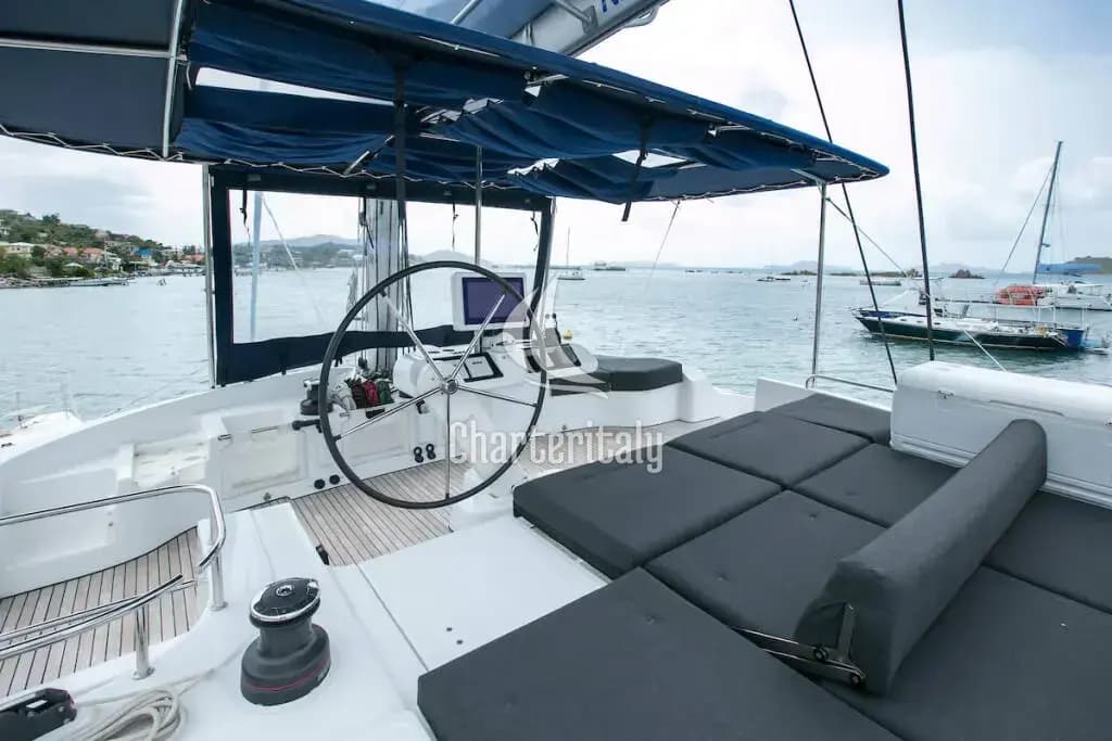 Lagoon 52F - AKANA - 2