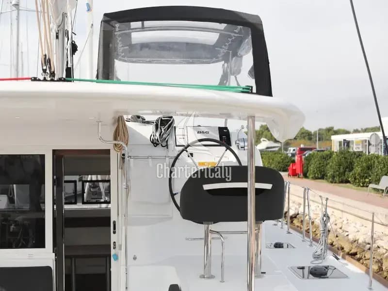 Lagoon 40 - BLUE ANGEL - 16