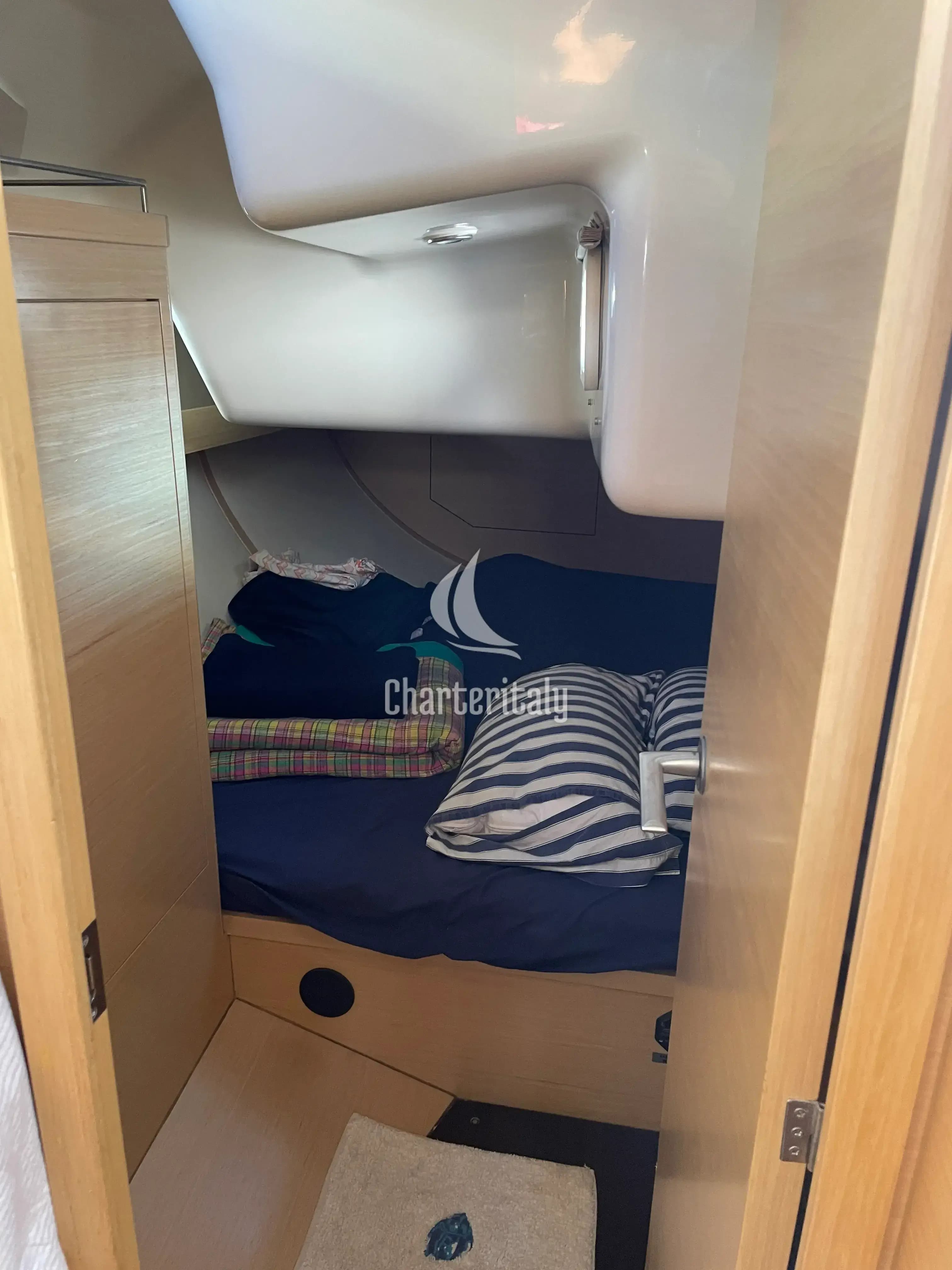 Elan 450 - Carolina - cabin 1 - 7