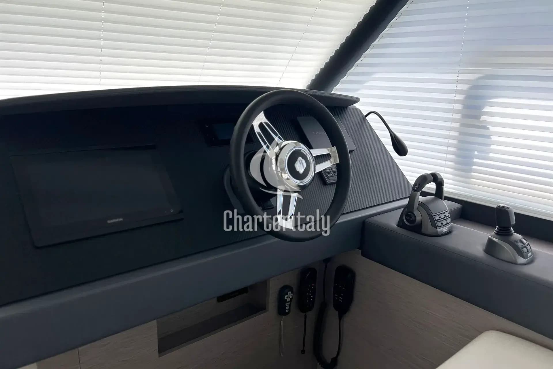 Fountaine Pajot MY6 - Mamma Mia - 12