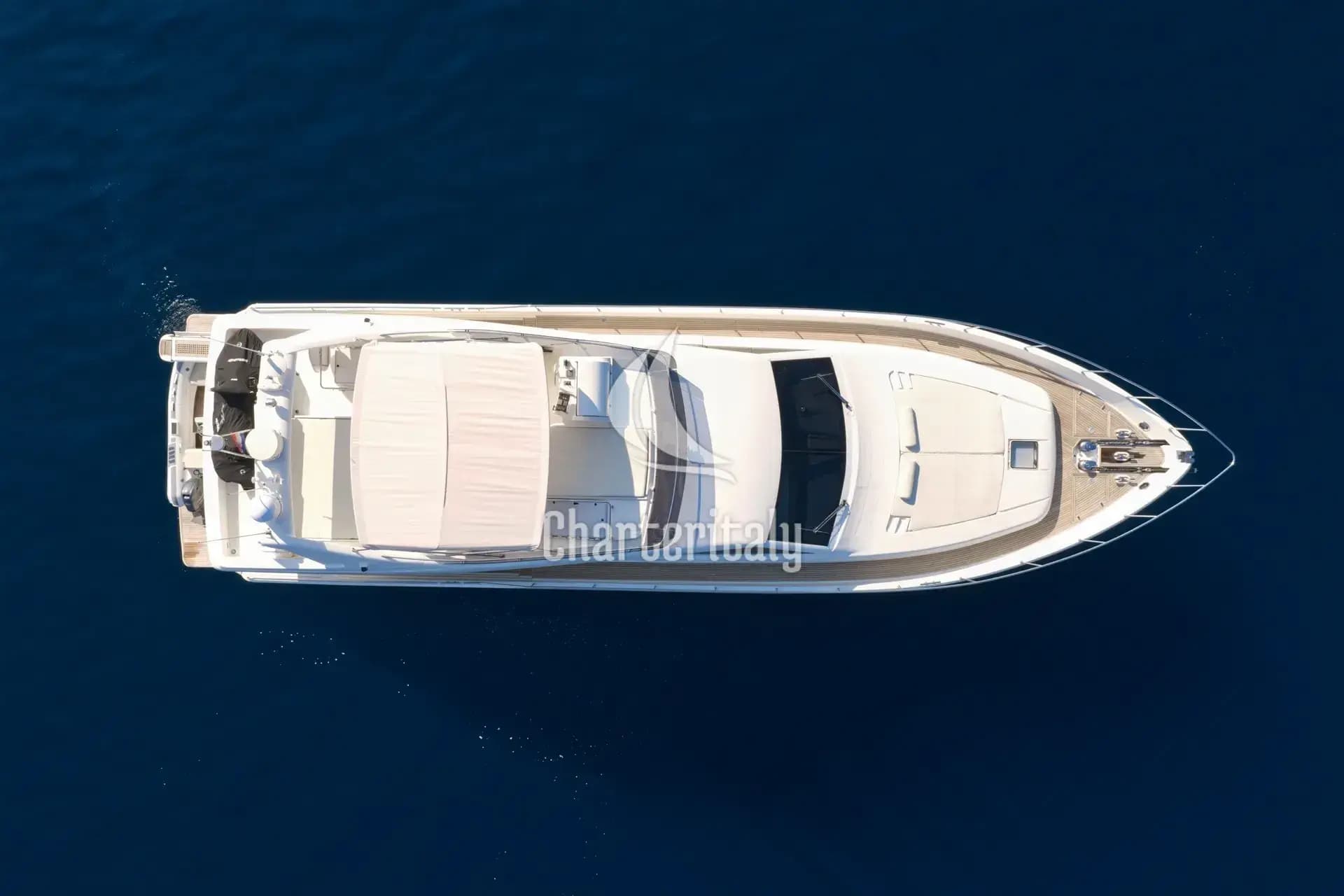 Ferretti 681 - Dominique - 21