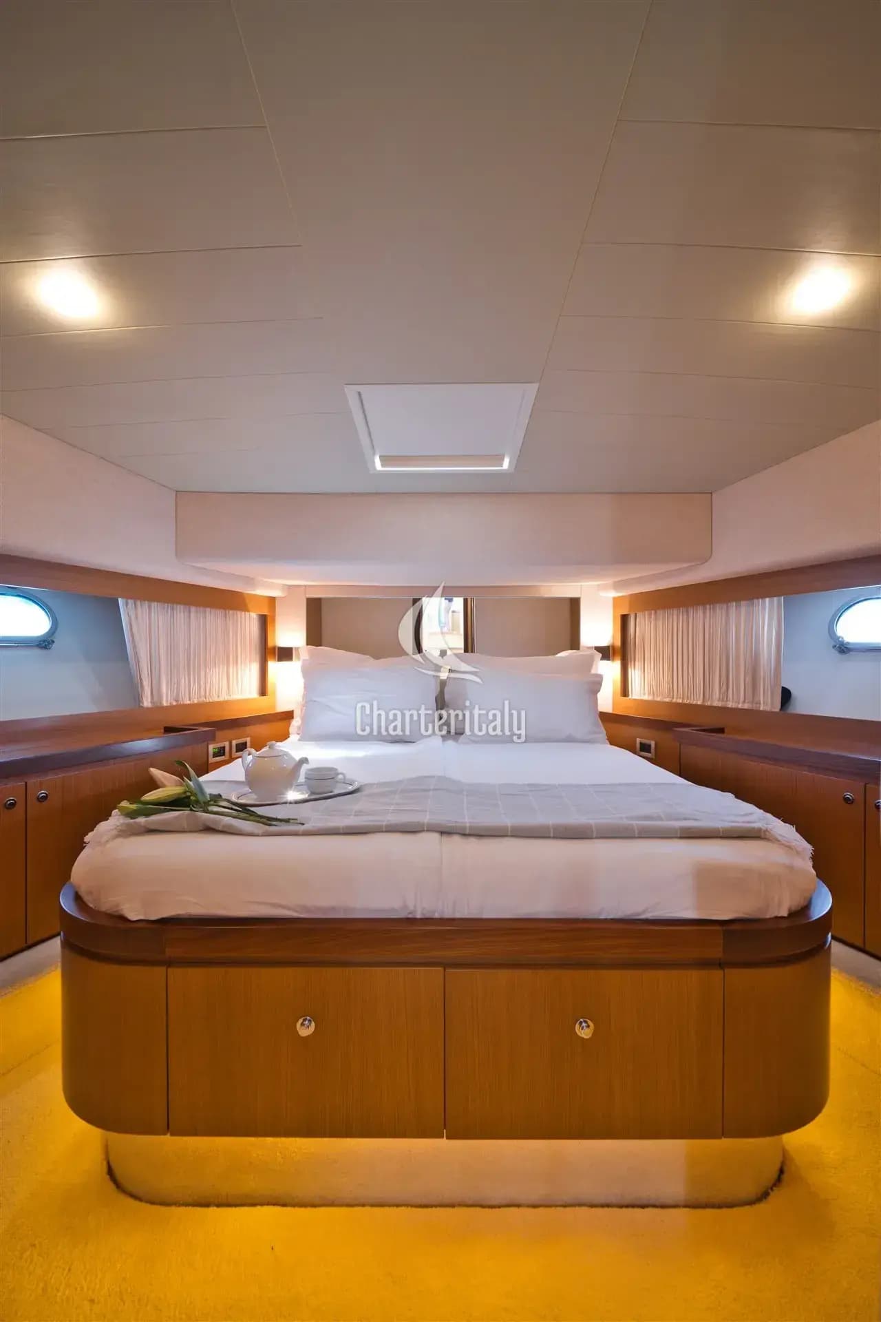 Ferretti 681 - Dominique - 7