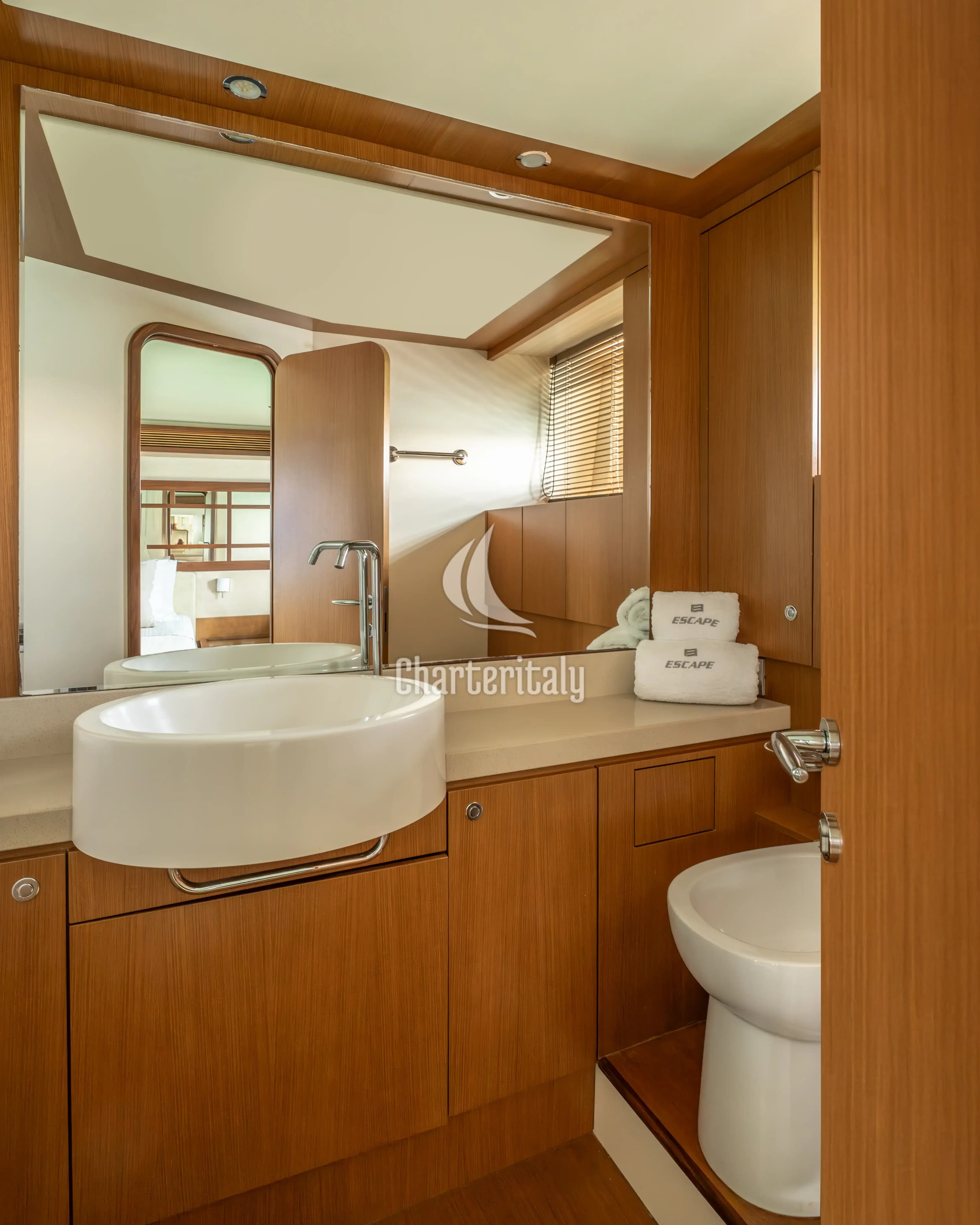 Ferretti 630 - ESCAPE - 5