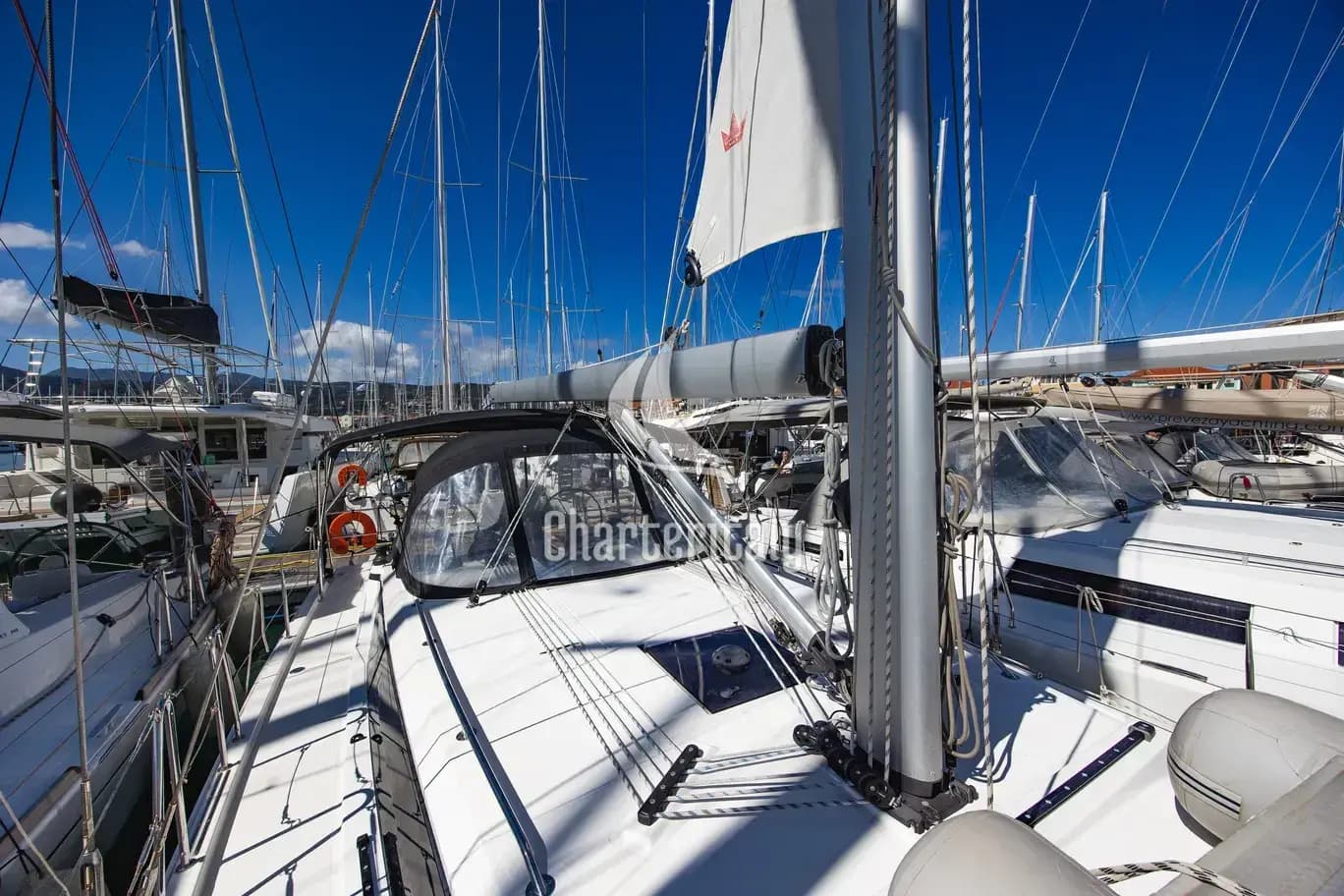 Bavaria C42 - Arian - 6