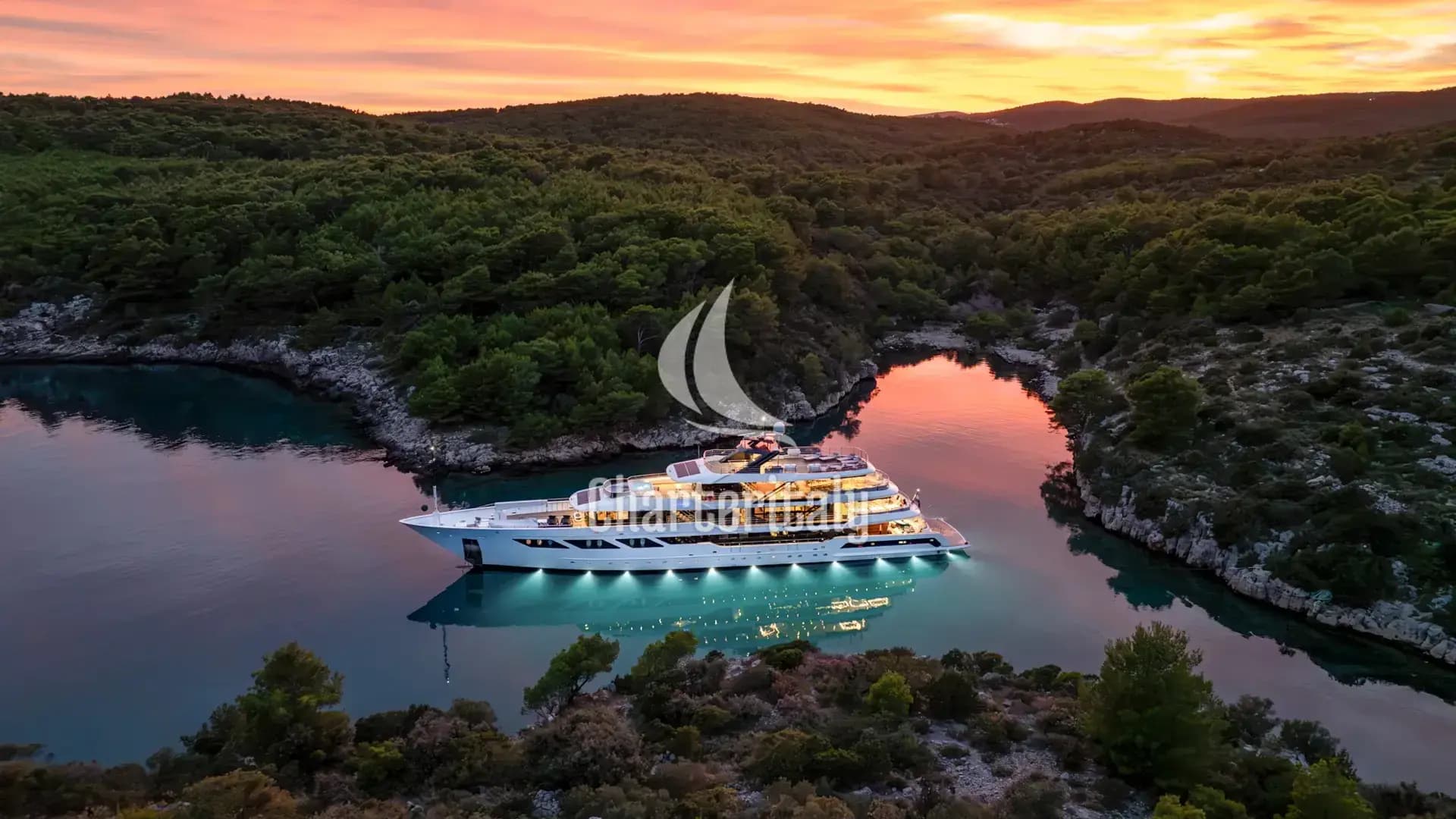 Luxury Motor Yacht - ARGO - 17