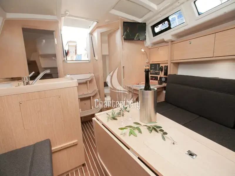 Bavaria Cruiser 34 Style - COOKIE - 15