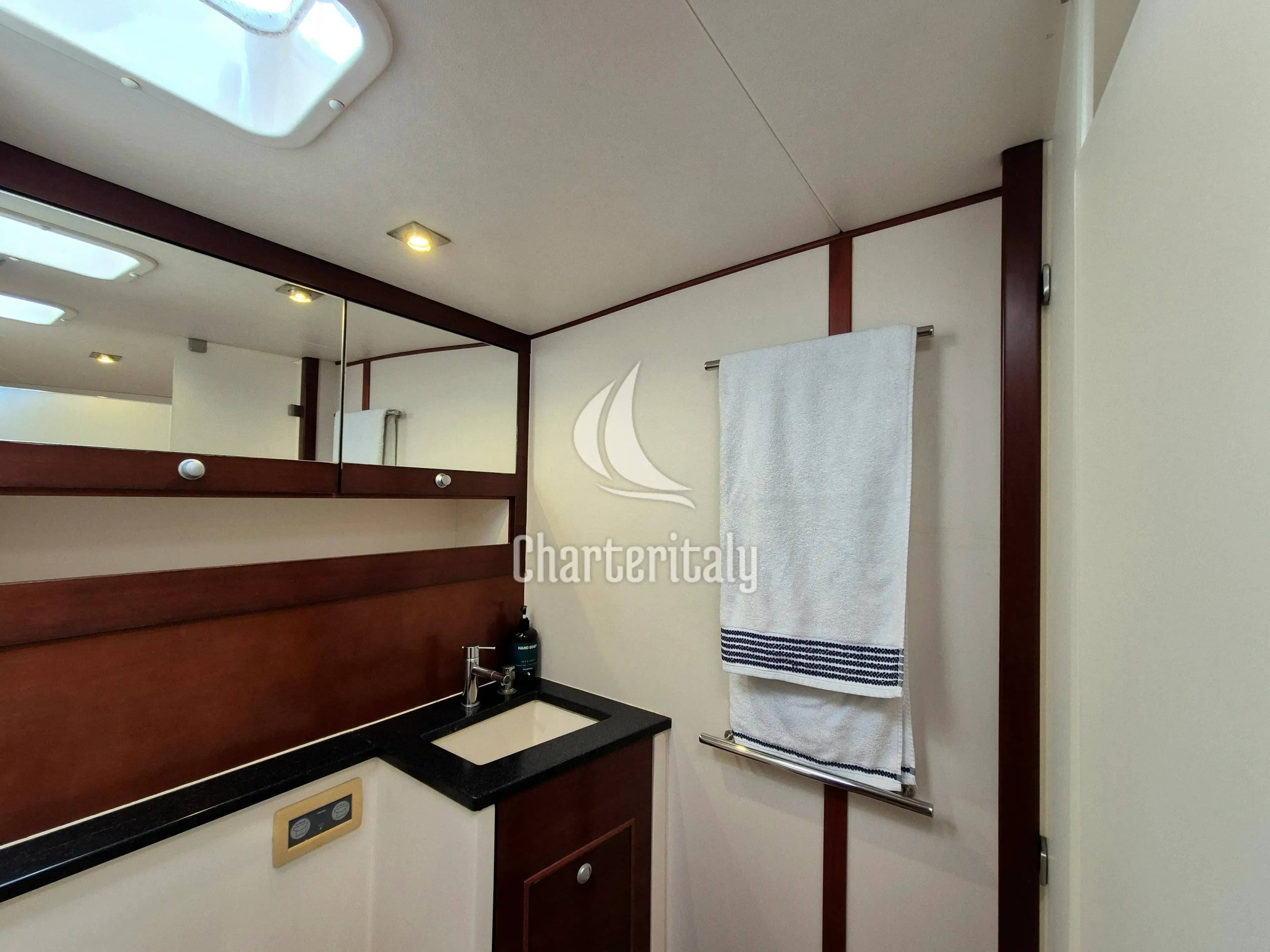 Hanse 630e - Sailing Freedom - 28