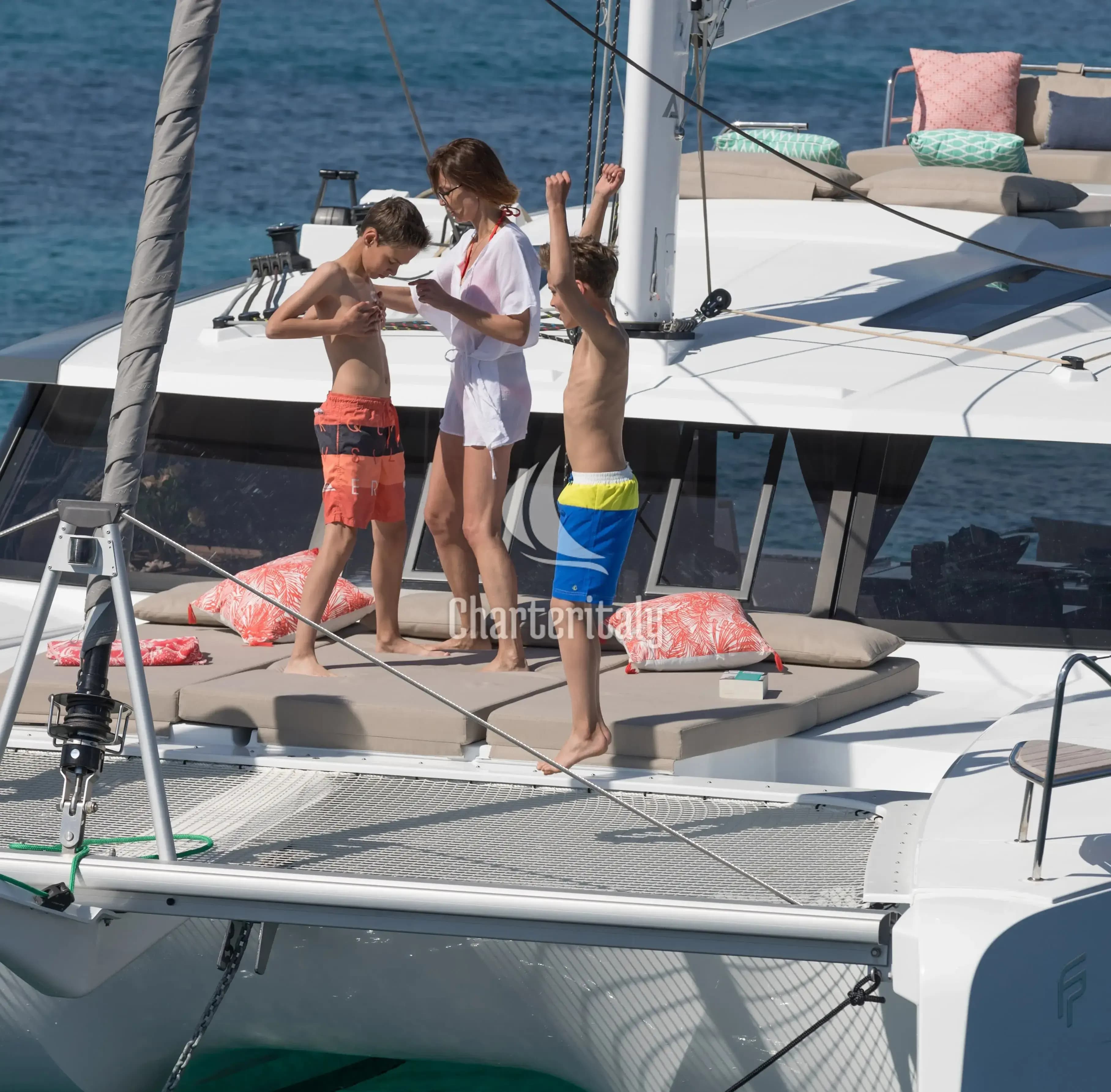Saona 47 - White Coral - 12