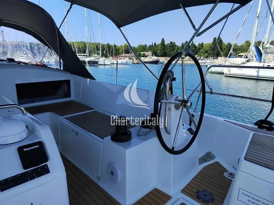 Sun Odyssey 440 - LEONA - 4