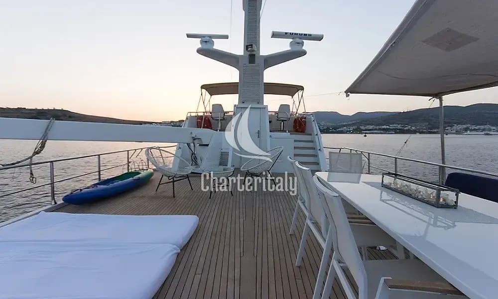 Trawler 77 - Troy Explorer - 6