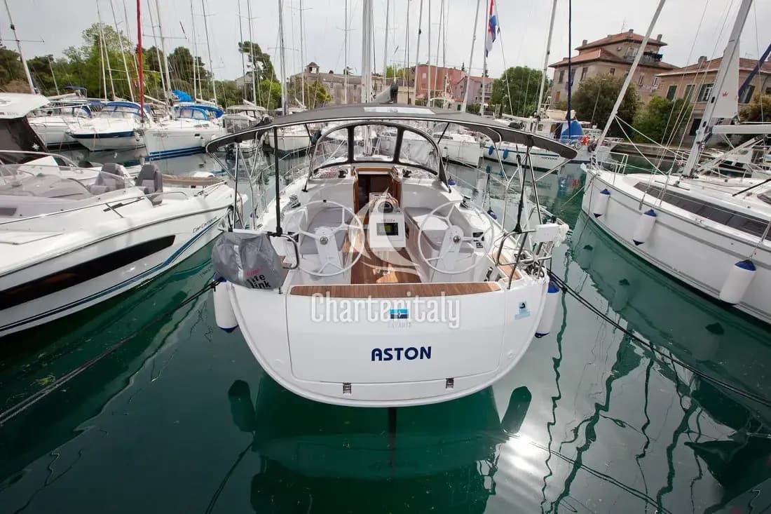 Bavaria Cruiser 34 Style - Aston - 1