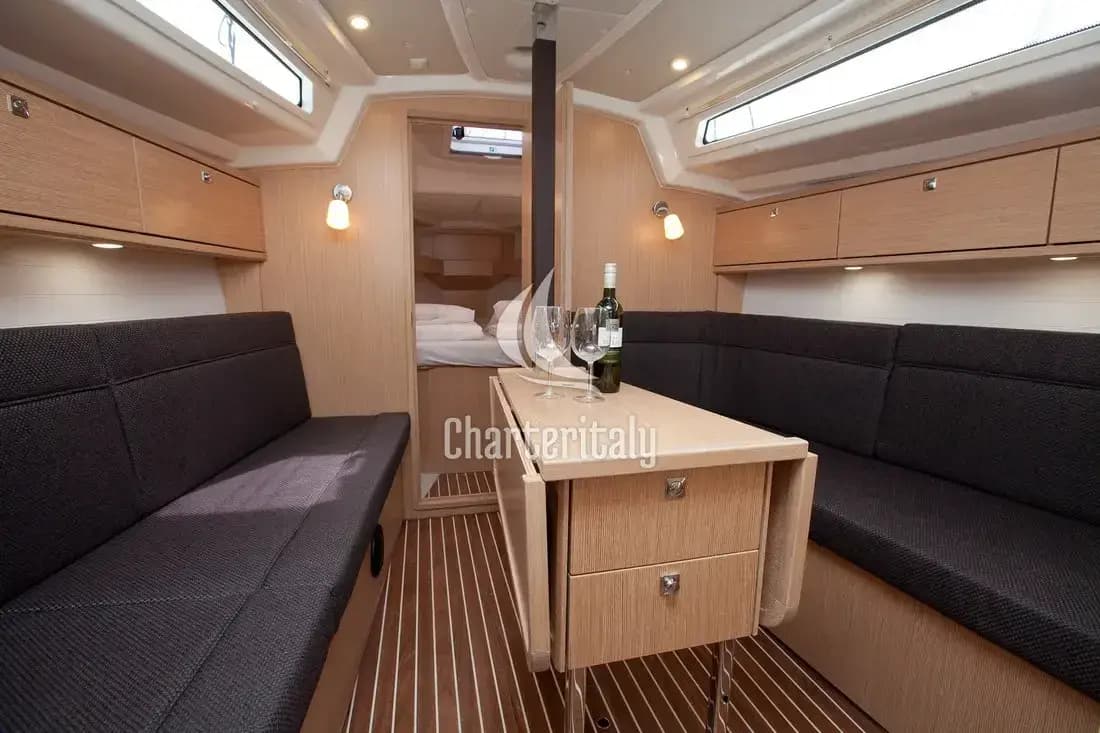 Bavaria Cruiser 34 Style - Aston - 9