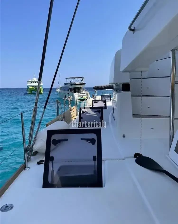 Lagoon 52F - Jolie - 13