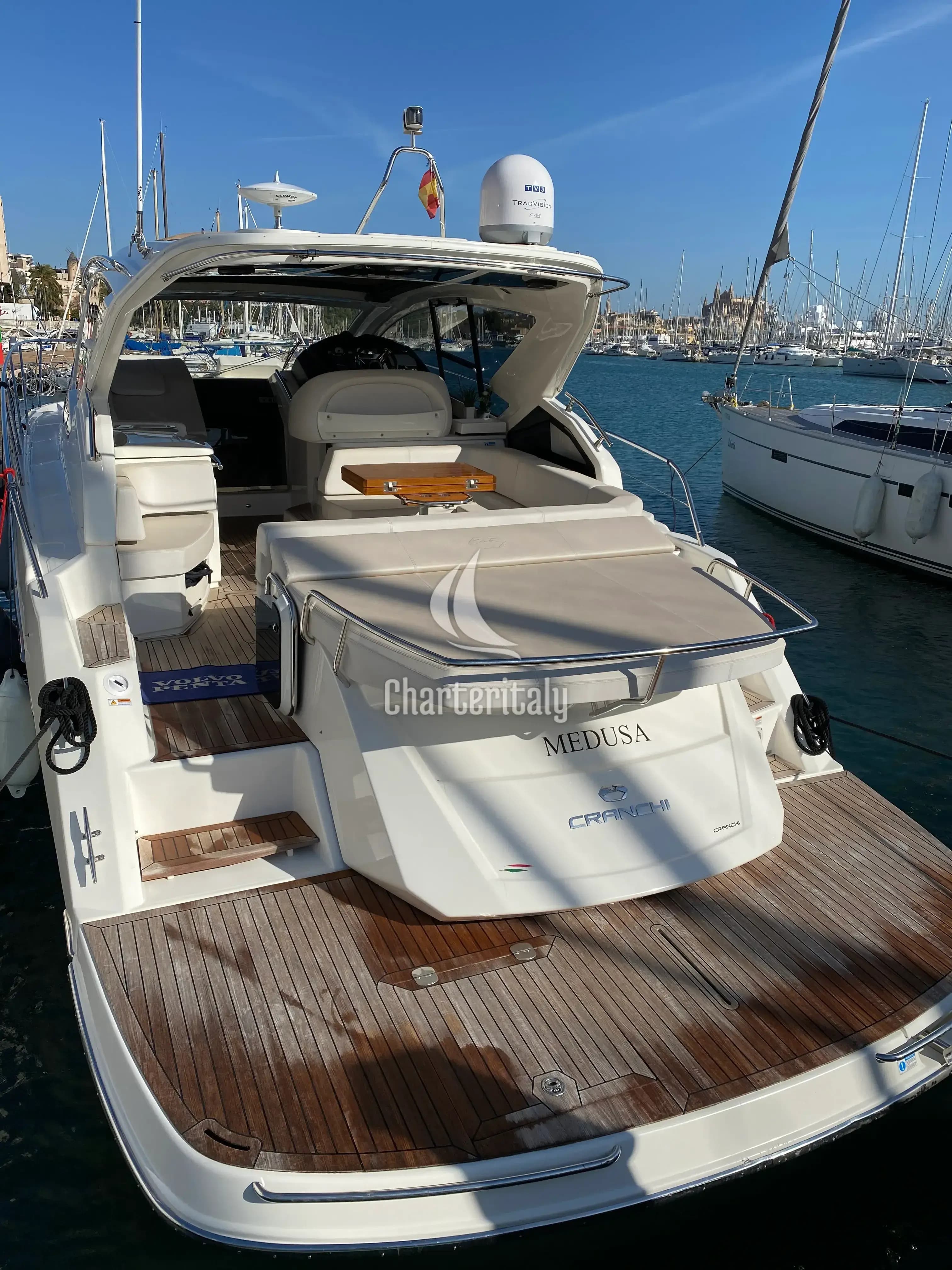 Cranchi M44 HT - Medusa - 9