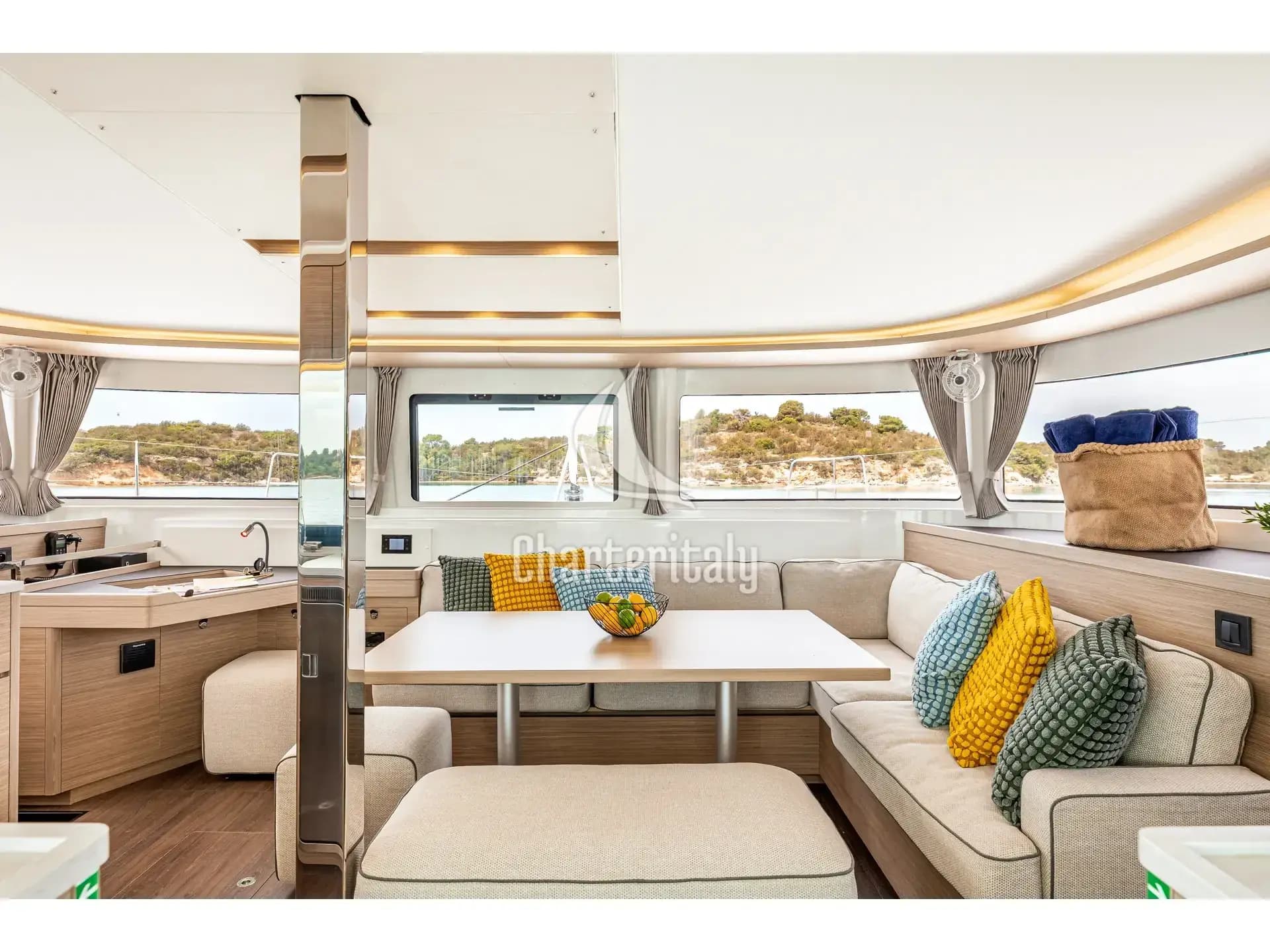 Lagoon 46 - M&M - 5