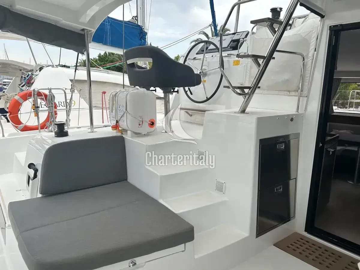 Lagoon 42 - 4 + 1 cab. - Meraki - 9