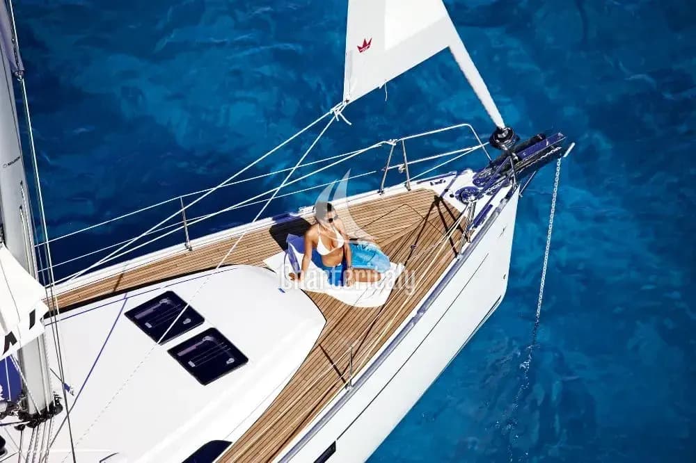 Bavaria Cruiser 46 - 4 cab. - White Cloud - 4