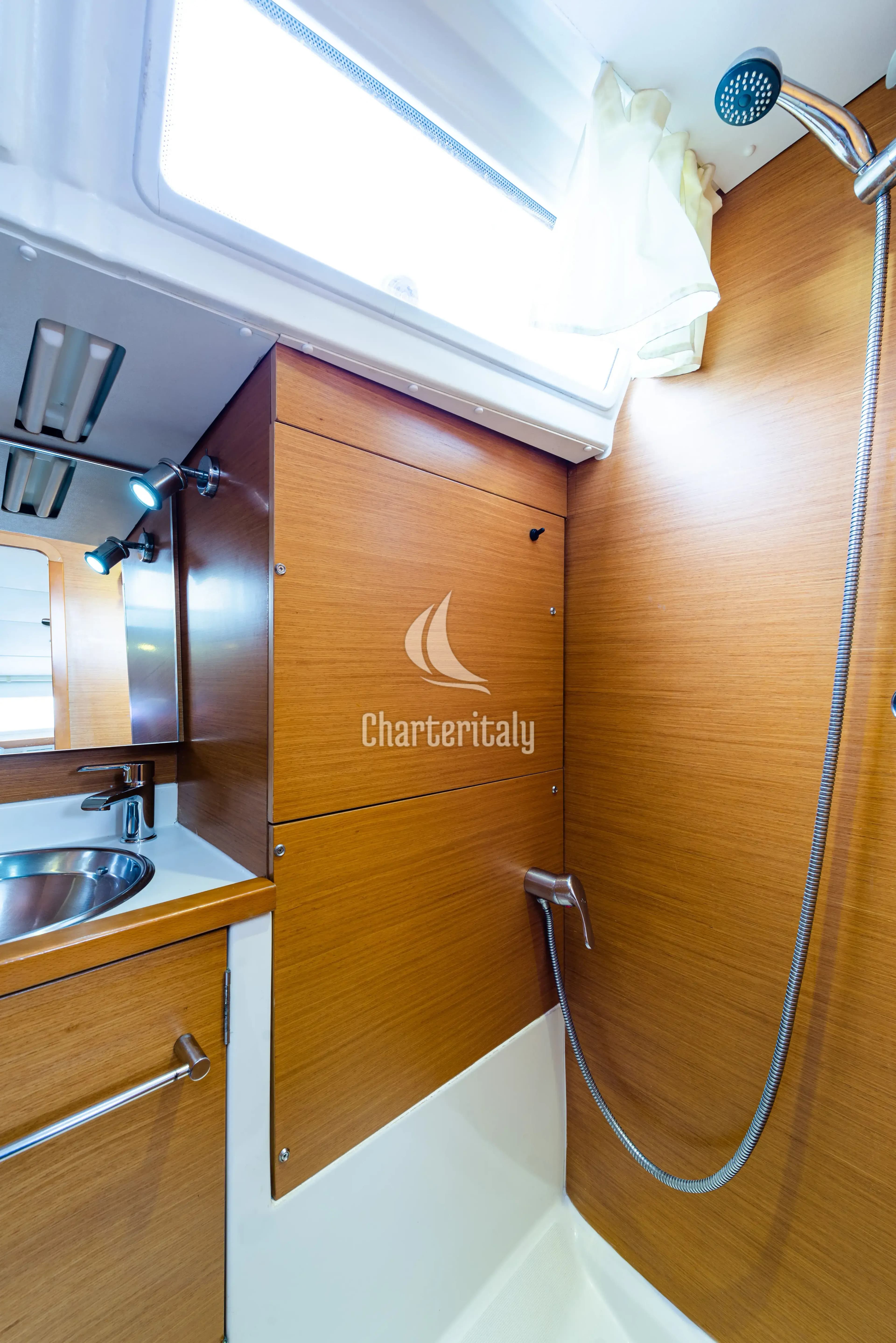 Sun Odyssey 379 - Amor Fati - 15