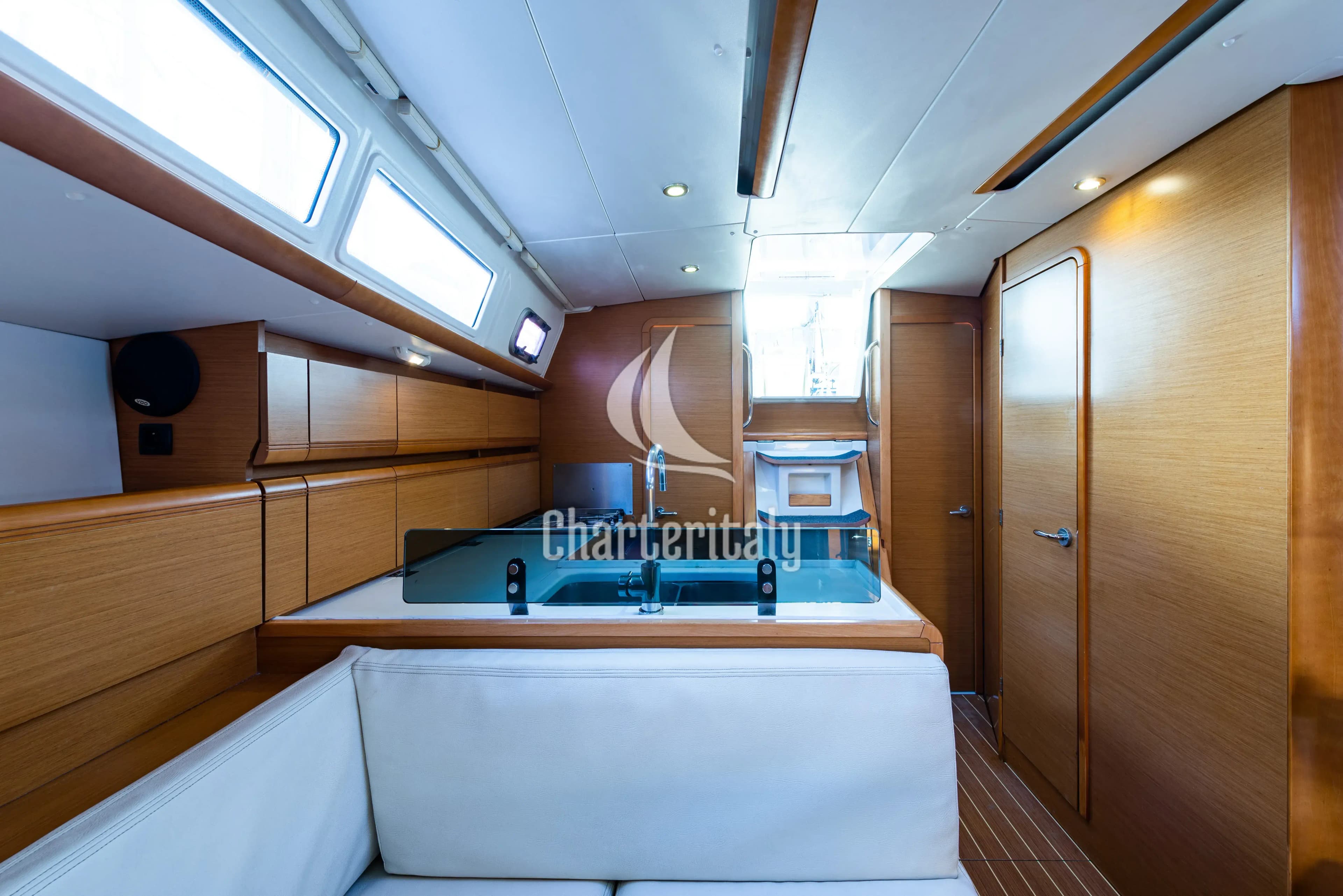 Sun Odyssey 379 - Amor Fati - 12