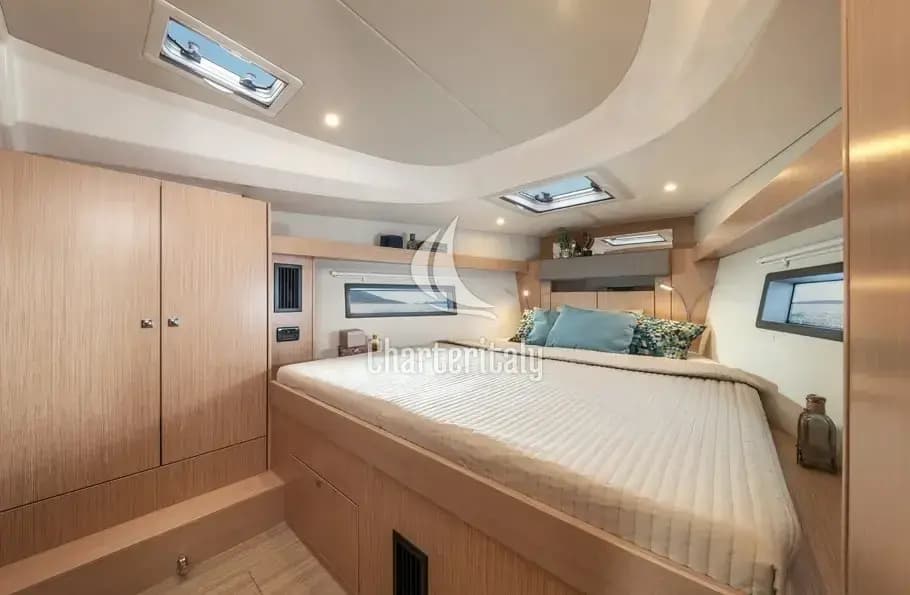 Bavaria C42 - Bella - 7