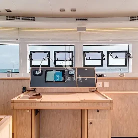 Lagoon 52 F - 6 + 2 cab. - ADDU - 6