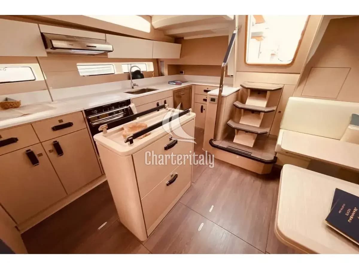 Jeanneau 55 - Marina - 16